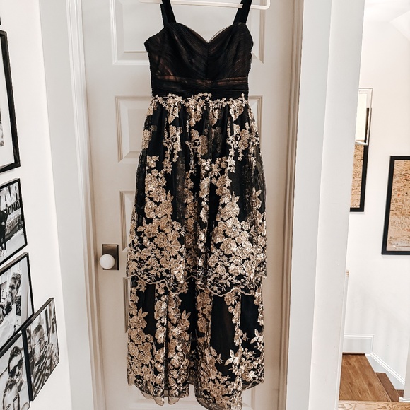 DAVID MEISTER Tiered Lace Tulle Dress - Picture 1 of 4